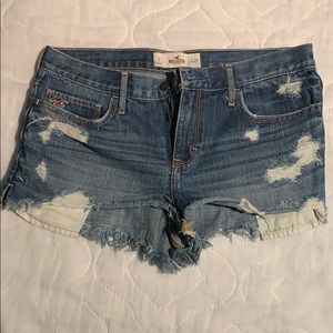 Distressed shorts